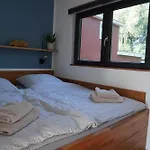 بيت للعطل Hausboot Stoeckte