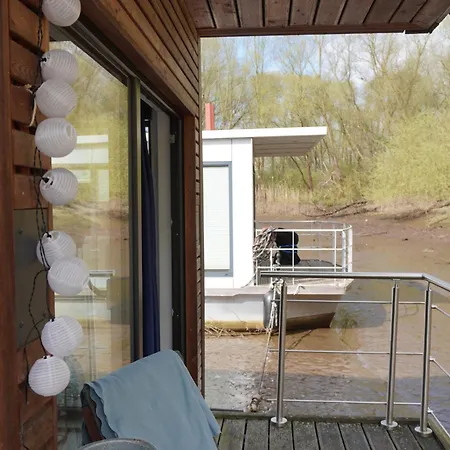 Hausboot Stoeckte *