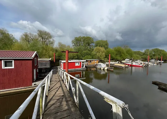 Hausboot Stoeckte Dom wakacyjny
